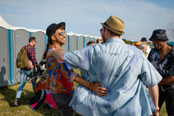 Best Portable toilet rental cost  in Linden, CA